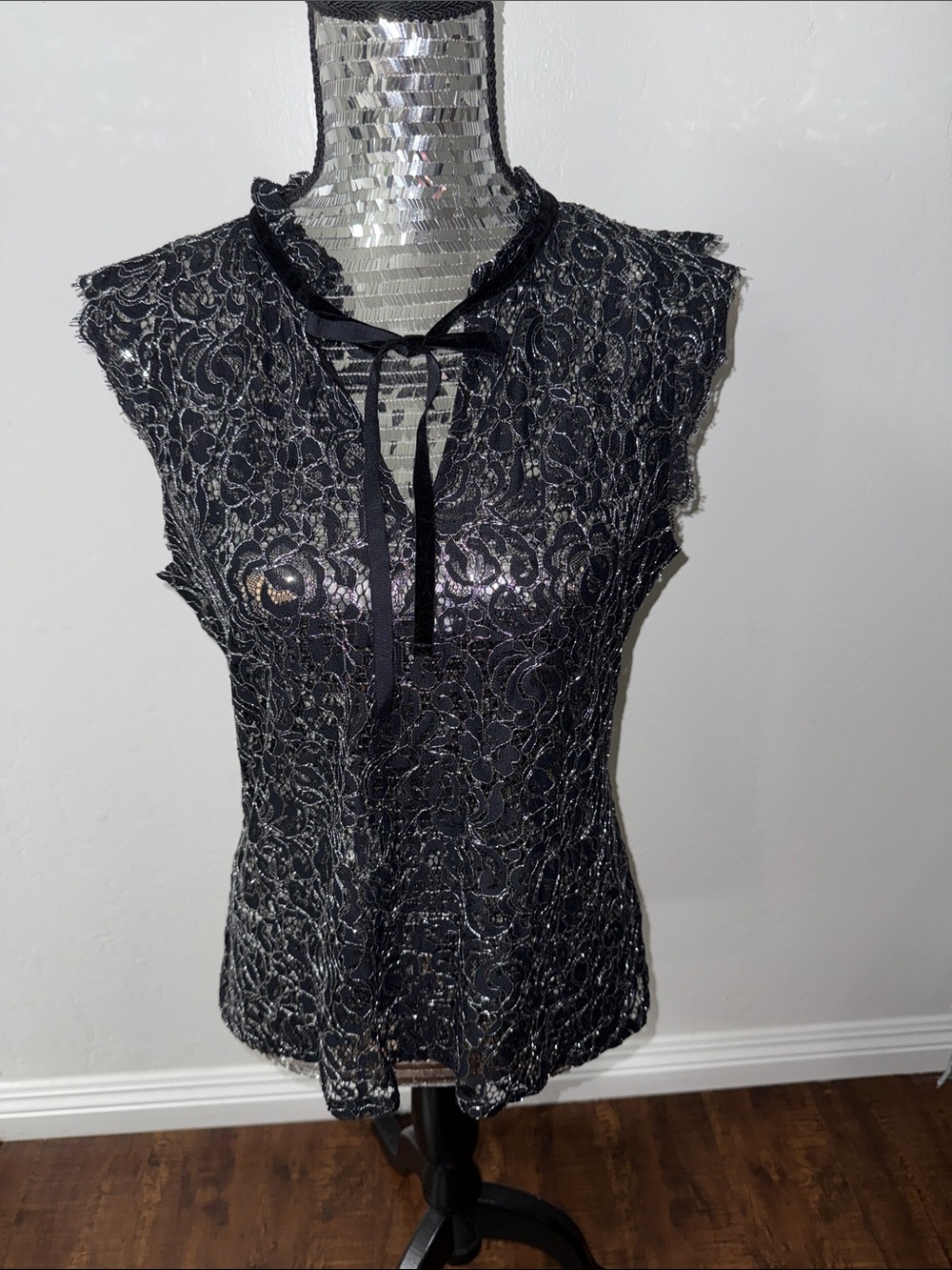 White House Black Market Black Lace Tie-Neck Sleeveless Camisole